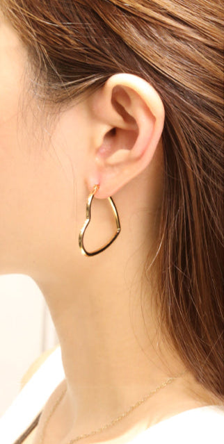 14K Gold/White Gold Dipped Heart Shape Pin Catch Earrings
